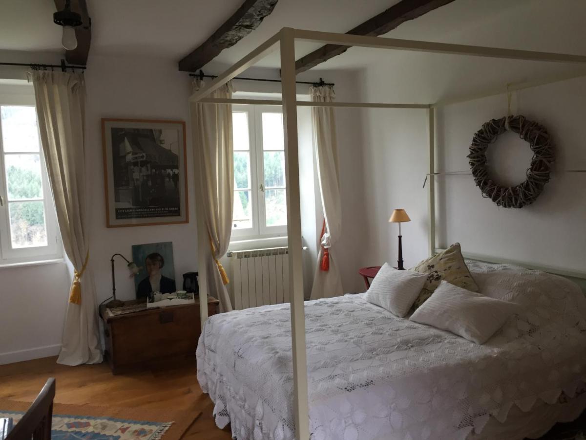 Bed and Breakfast Le Couvent Saint-Just-sur-Viaur Екстер'єр фото